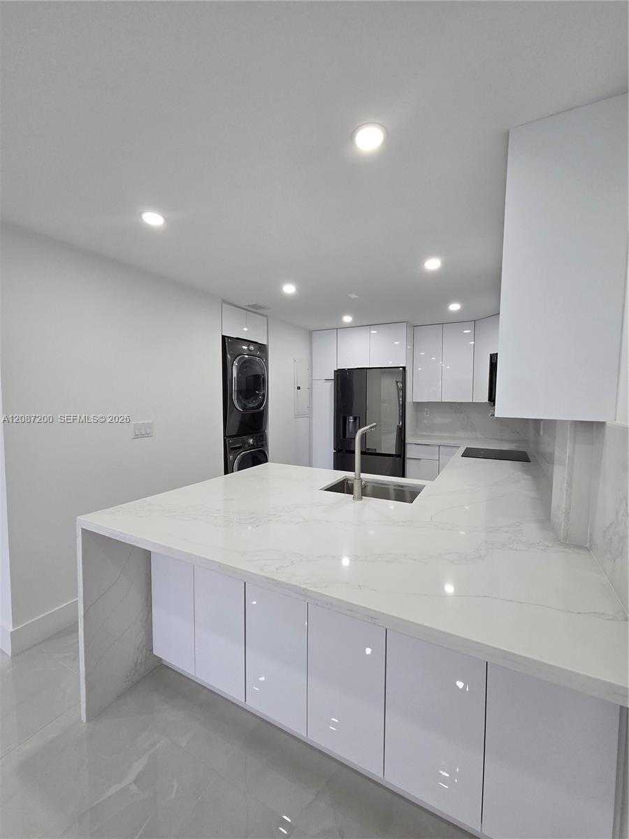 15434 SW 85th Ln  APT 154 Miami Florida United States, for Rent, residential, Sandra Benkahla, The 305 Agency