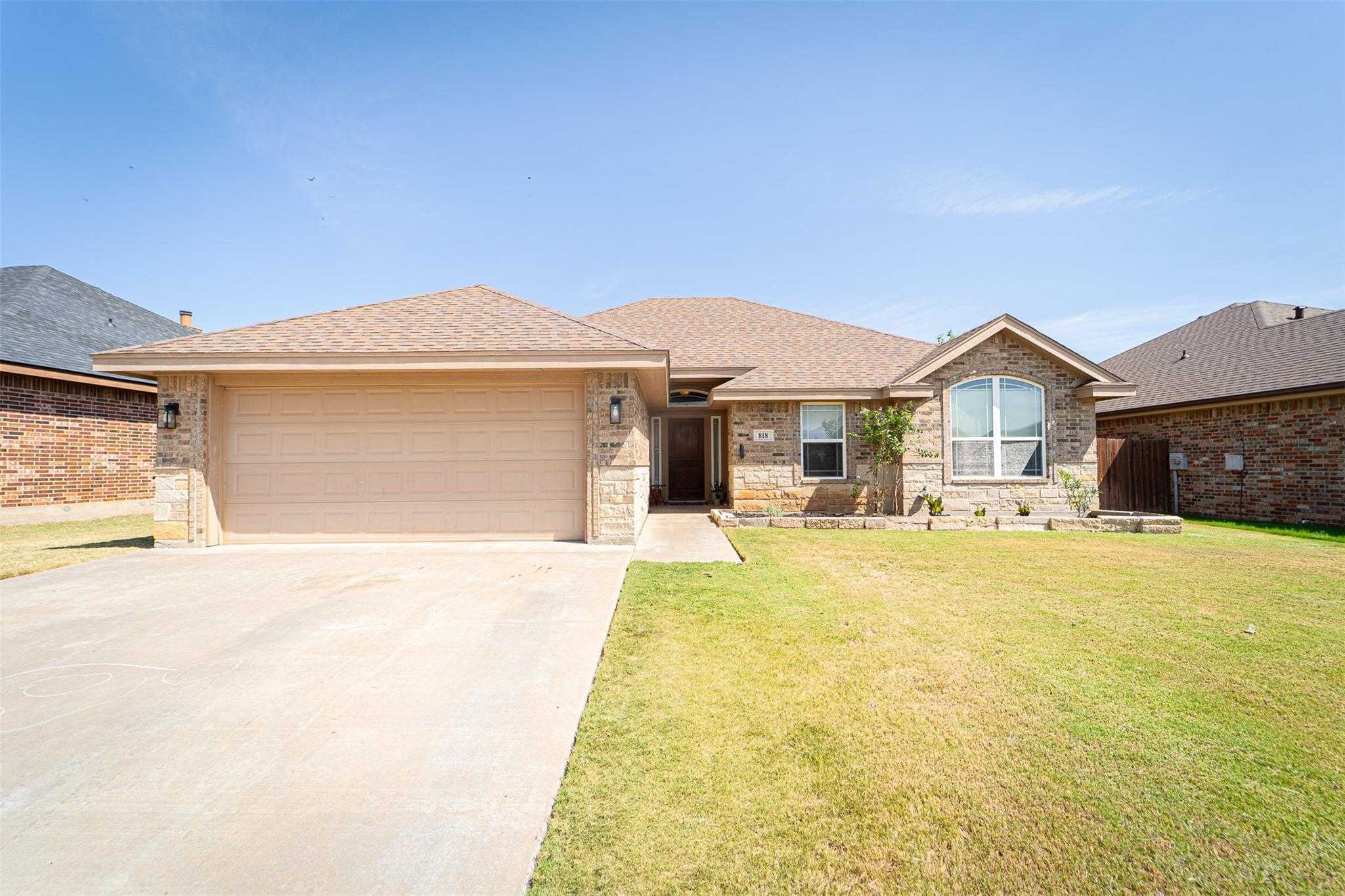 818 Flat Water Drive Abilene Texas United States, Sale Pending, residential, Ronald Harmon, TriWest, Realtors