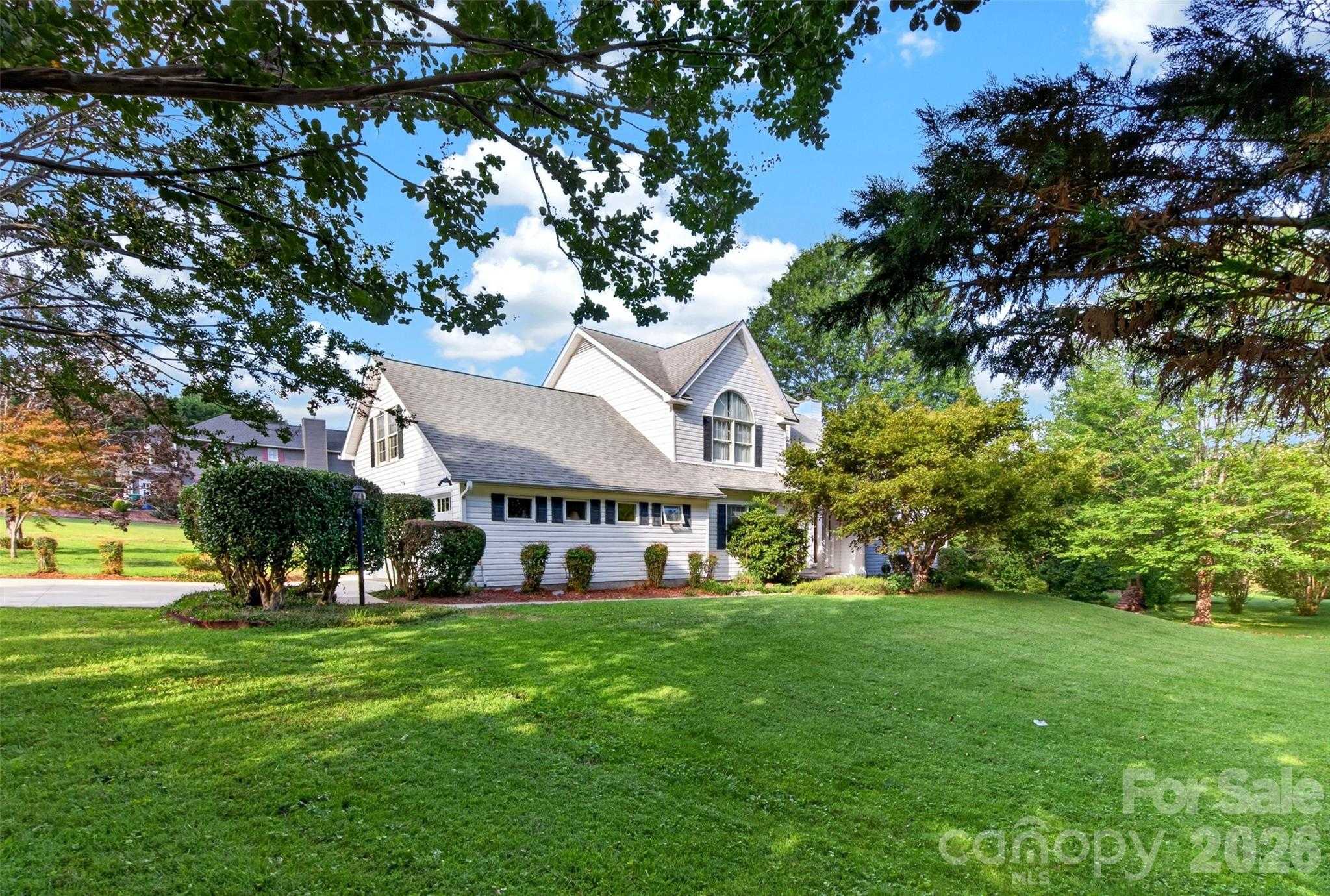 69 Sunwest Drive Arden North Carolina United States, for Sale, residential, Toby Davis, RE/MAX RESULTS REALTY