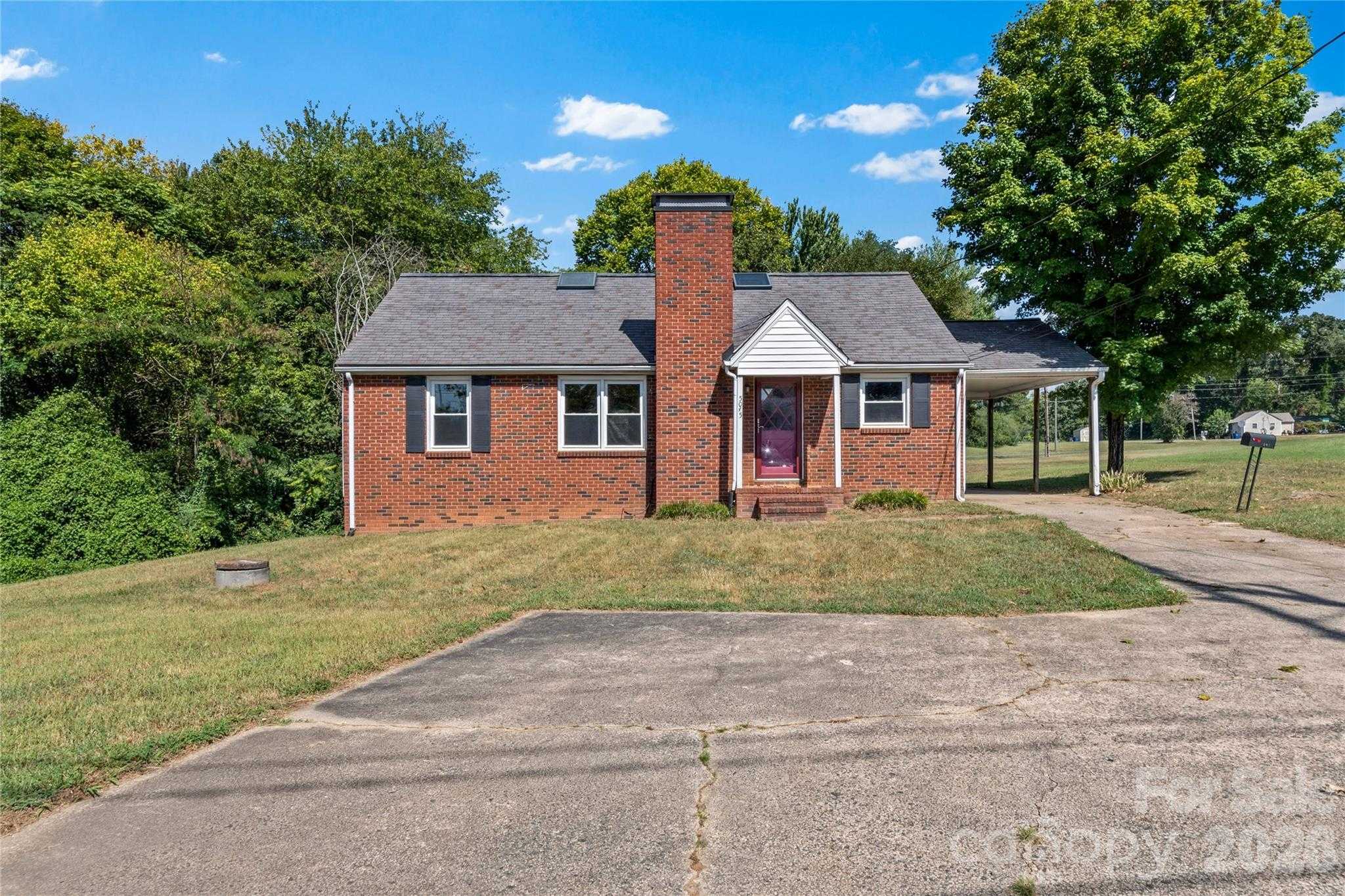 5035 Shattalon Drive Winston Salem North Carolina United States, for Sale, residential,  , KelahOmar, LLC