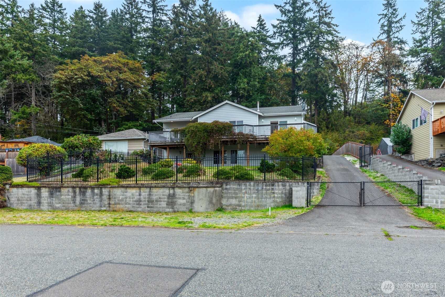 1617 5th Street SE Puyallup Washington United States, for Sale, residential,  , Better Properties Hometown