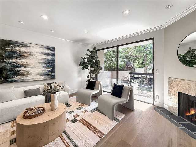 423 N Palm  APT 108 Beverly Hills California United States, for Sale, residential, LAURENT   BERTET, Bertet Investment Group LLC
