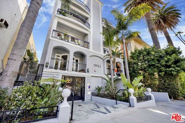 11952 Montana Avenue APT 303 Los Angeles California United States, for Rent, residential,  , Castle Rock Realty
