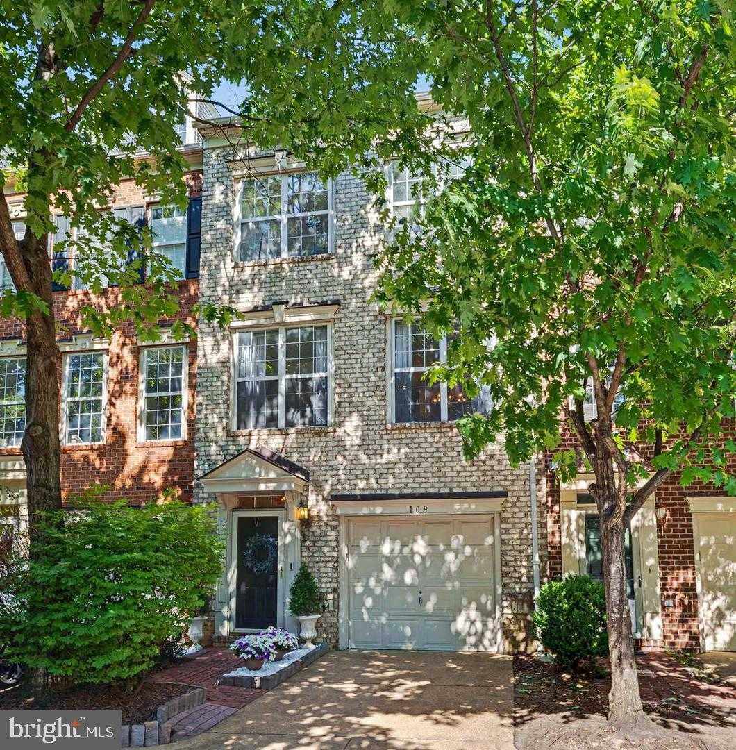 109 MARTIN LANE Alexandria Virginia United States, for Sale, residential,  , The Holly Group