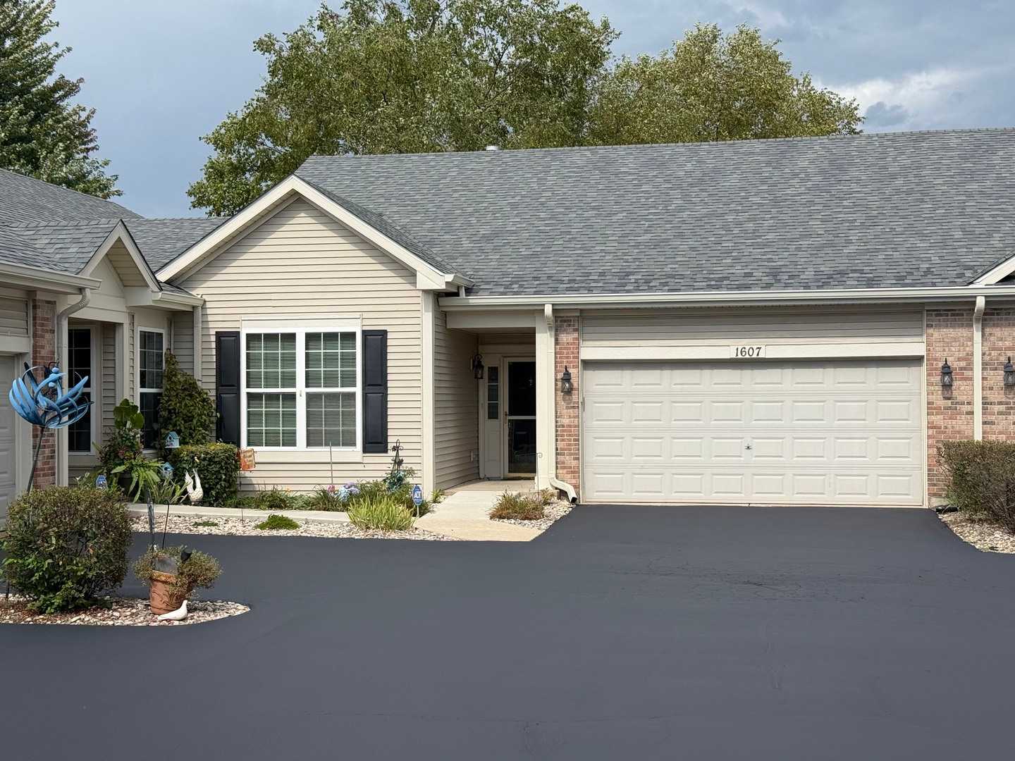 1607 Cadillac Circle Romeoville Illinois United States, for Sale, residential,  , Alpha 7 Realty