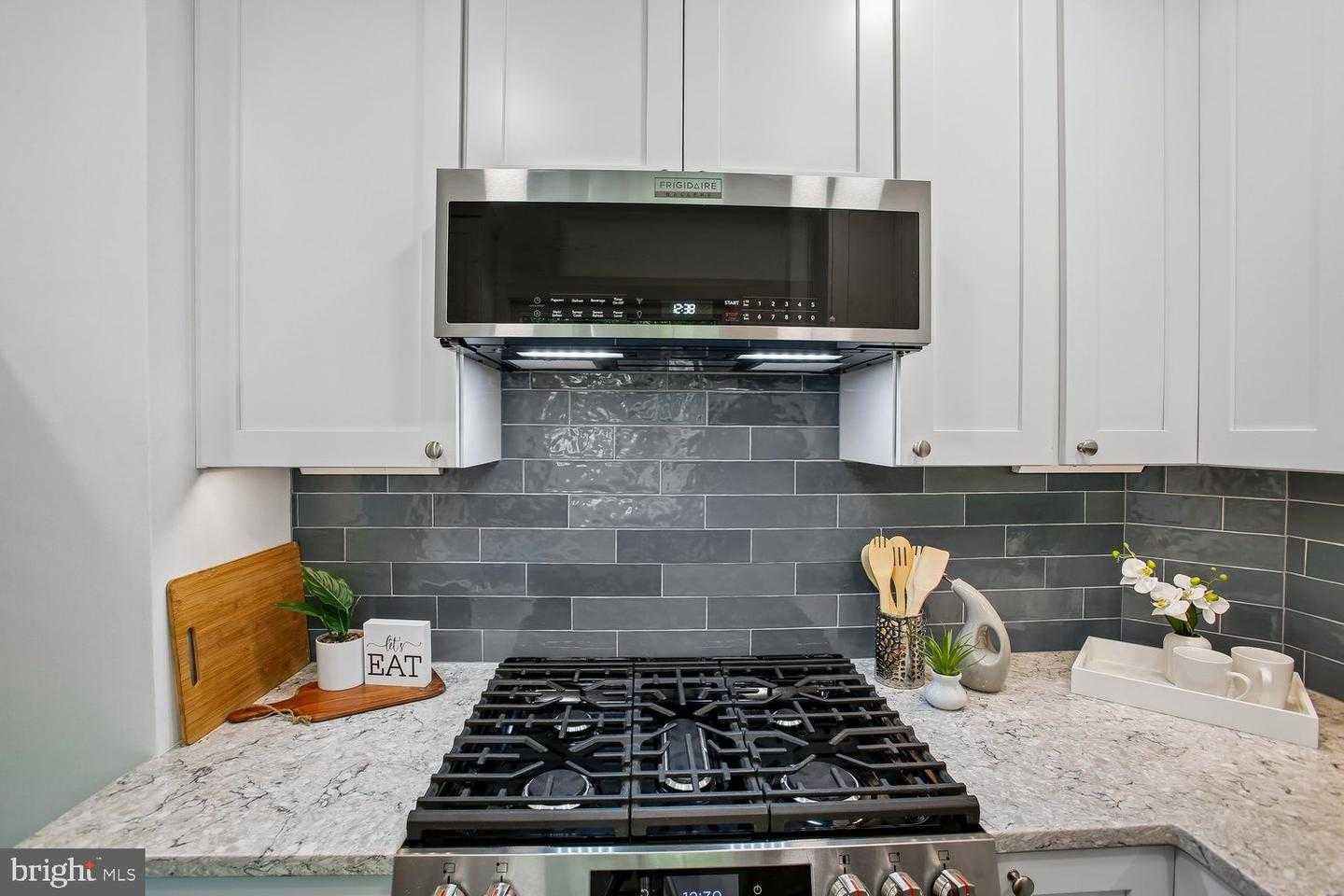 1617 FITZGERALD LANE Alexandria Virginia United States, for Sale, residential,  , The Holly Group