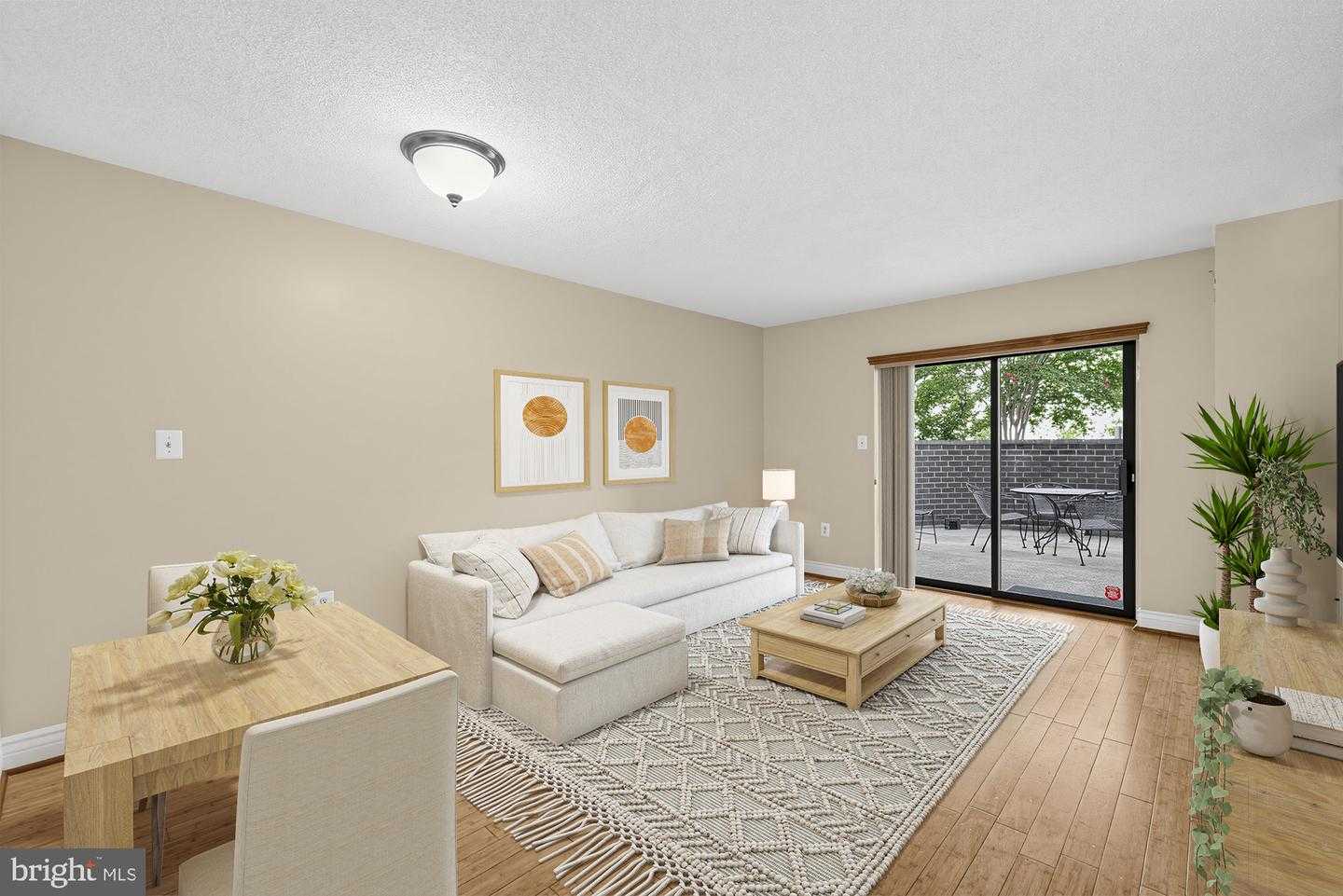2111 WISCONSIN AVENUE APT 104 Washington District Of Columbia United States, for Sale, residential, Edward Giles, Georgetown Realty Group