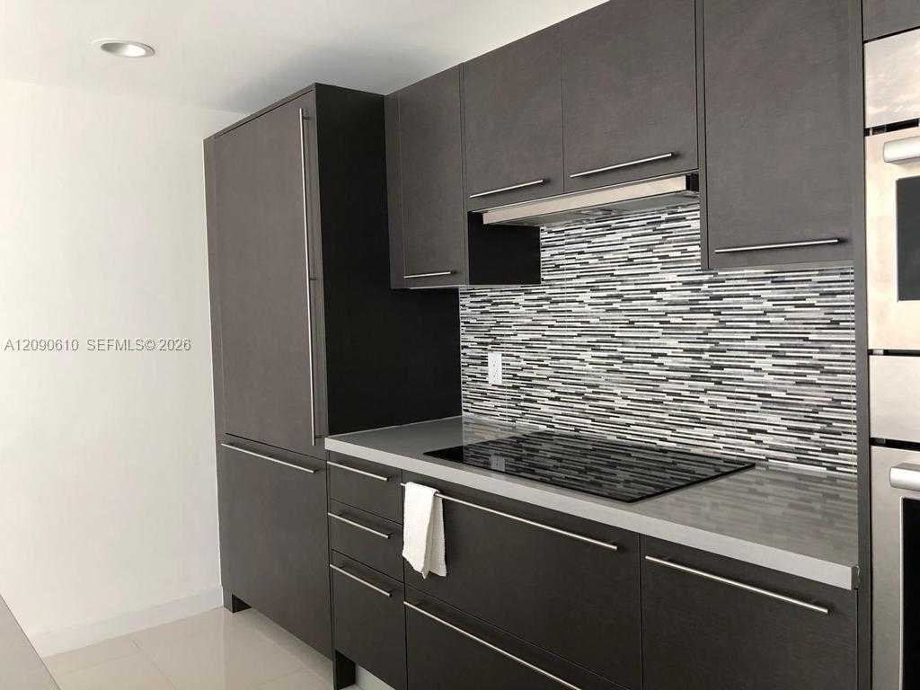 7875 NW 107th Ave  APT 619 Doral Florida United States, for Rent, residential, Roberto Villasmil, Interinvestments Realty, Inc.