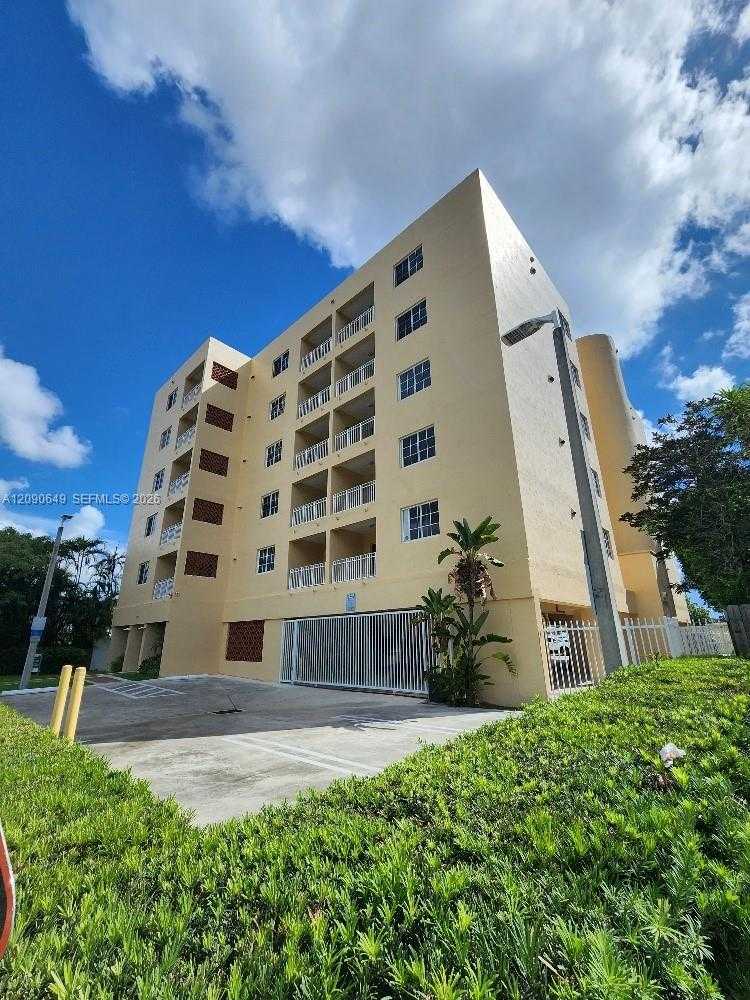 601 SW 37th Ave  APT 202 Miami Florida United States, for Rent, residential, Sandra Benkahla, The 305 Agency