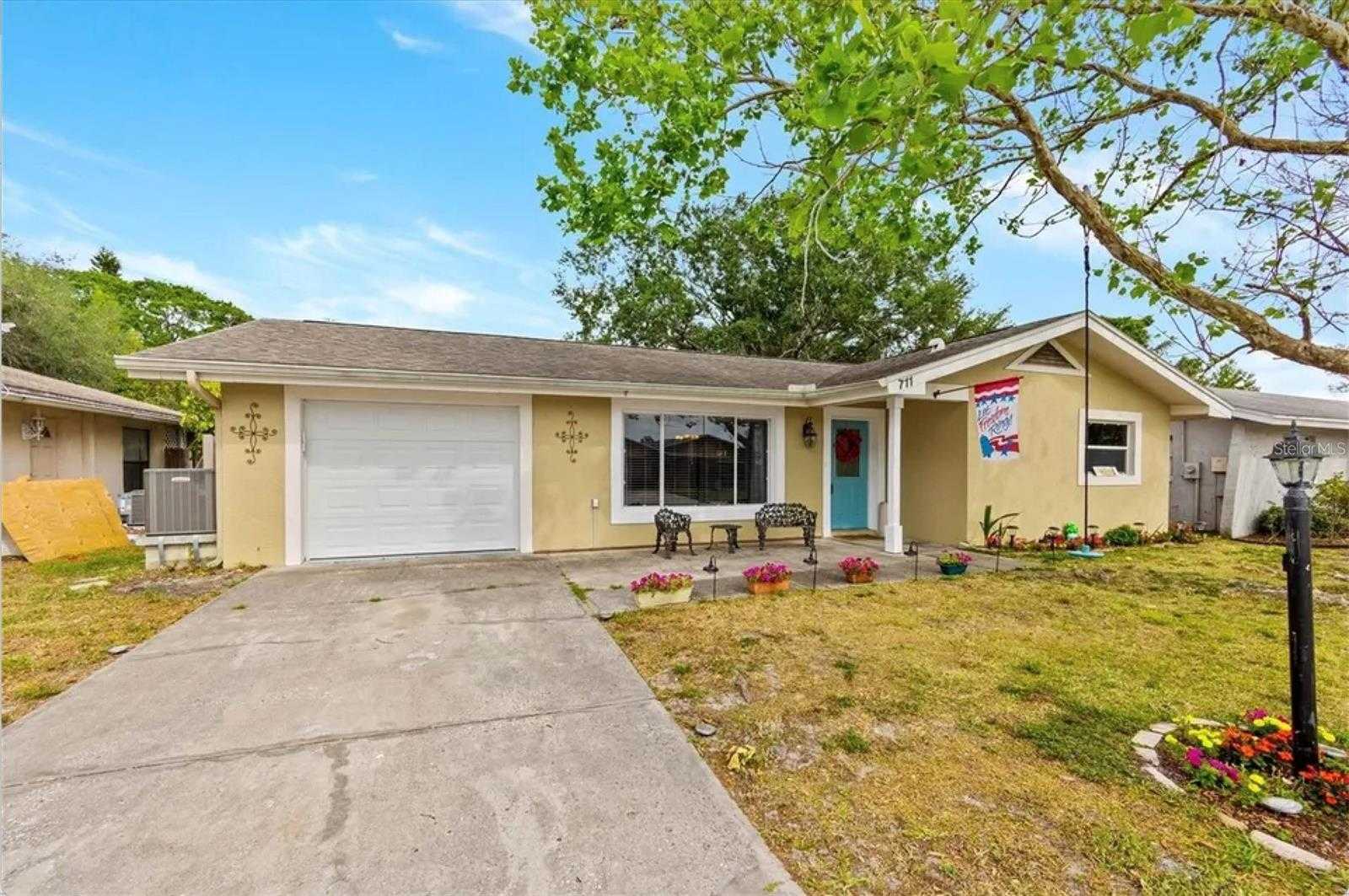 711 LEMONWOOD DRIVE Oldsmar Florida United States, for Sale, residential, Tony Quevedo , Kokopelli Real Estate