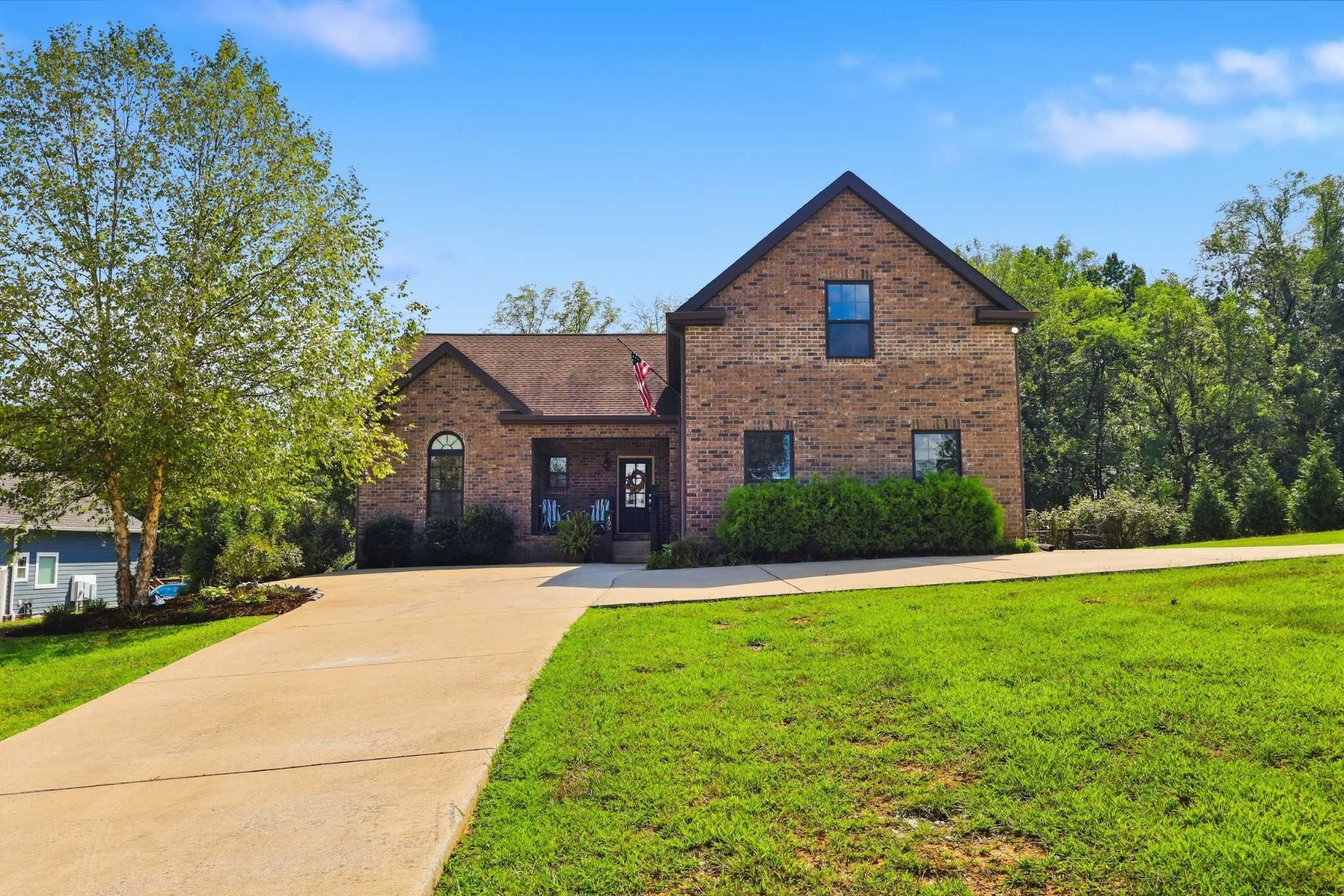 405 Tom Link Rd Cottontown Tennessee United States, for Sale, residential, Demo Agent, InCom Real Estate - New Demo Office