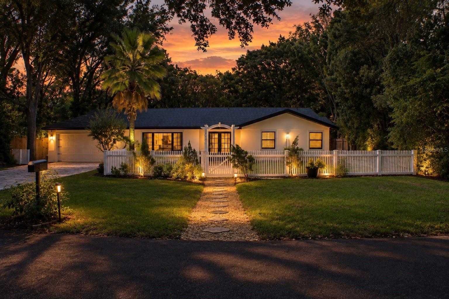 8042 RIDGE WAY Orlando Florida United States, for Sale, residential, Ken Anderson, ApexOne Realty, Inc.