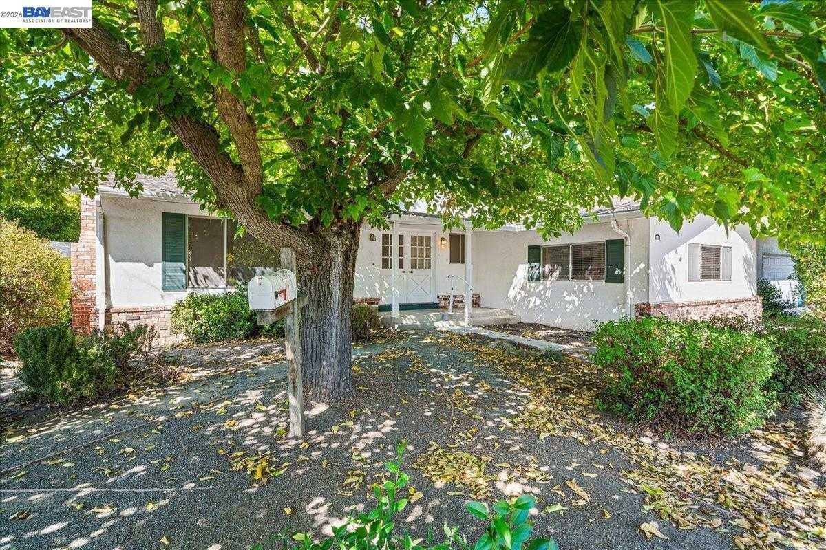 1099 Lynn St Livermore California United States, for Sale, residential, Miranda Mattos, Compass Realty 