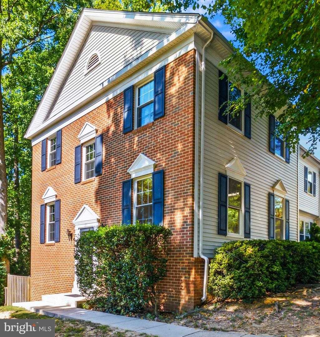 10851 OAK GREEN COURT Burke Virginia United States, for Sale, residential, Bruno Tarquinii, Fairfax Realty Premier