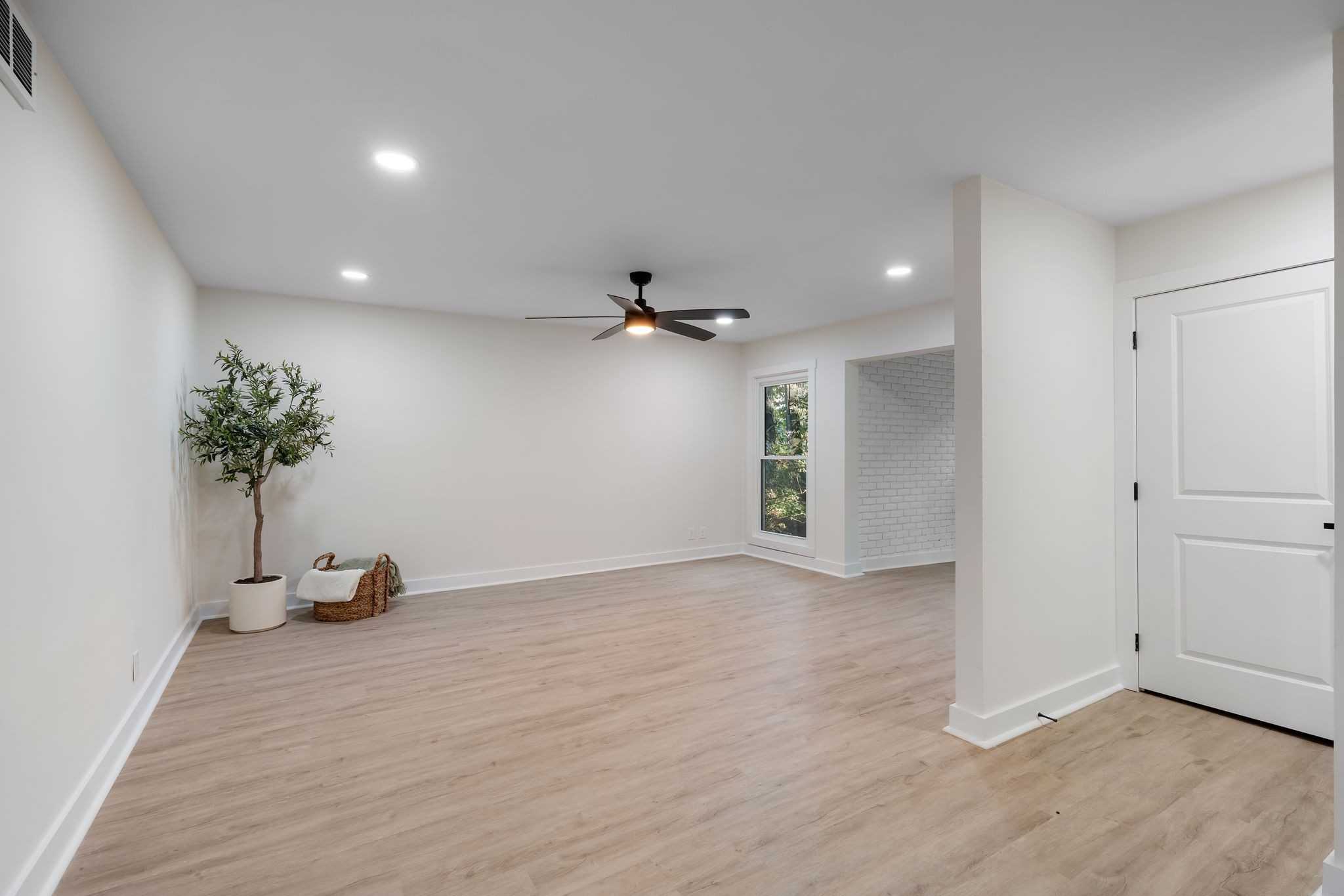 116 Harding Pl  APT C4 Nashville Tennessee United States, for Sale, residential, Amy Kempf, Reliant Realty ERA Powered