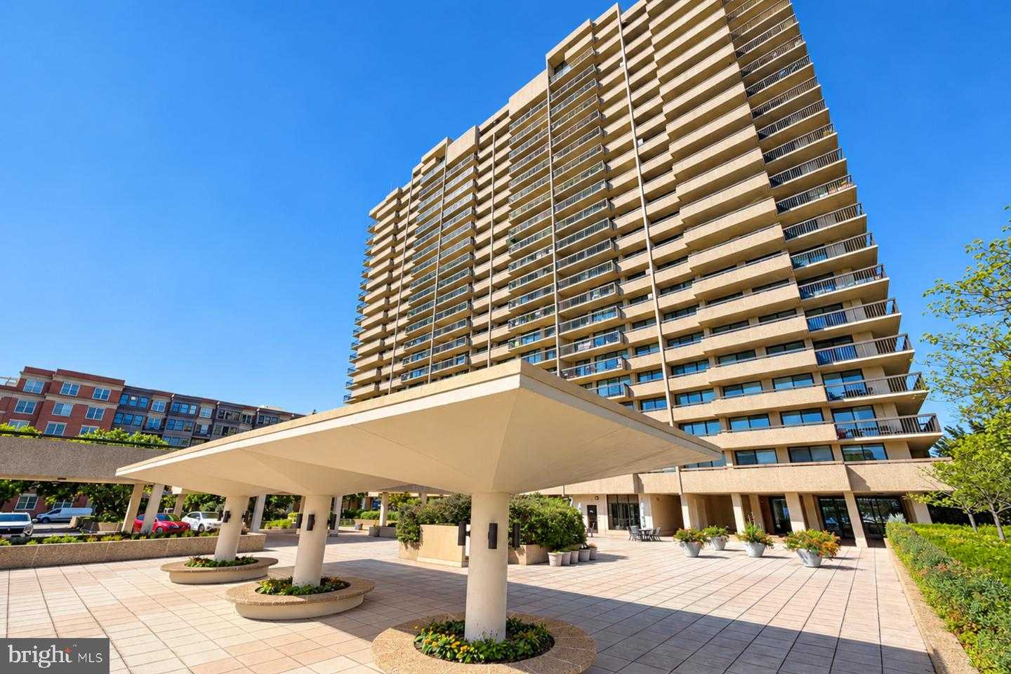 400 MADISON STREET APT 204 Alexandria Virginia United States, for Sale, residential,  , The Holly Group