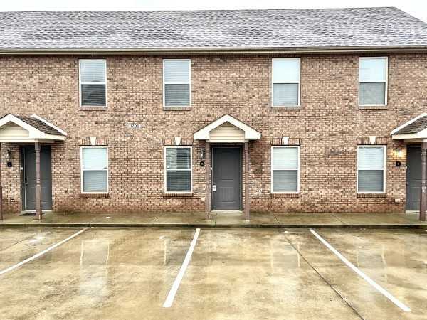 1705 Manning Dr  APT B Clarksville Tennessee United States, for Rent, residential, Rebekah  Sprabary, Sweet Home Realty & Property Management