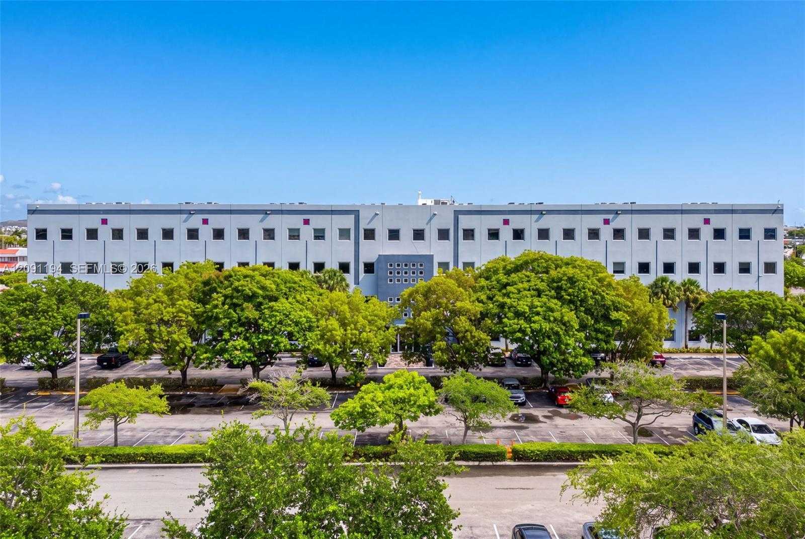 7791 NW 46th St  APT 327 Doral Florida United States, for Lease, commercial, Roberto Villasmil, Interinvestments Realty, Inc.