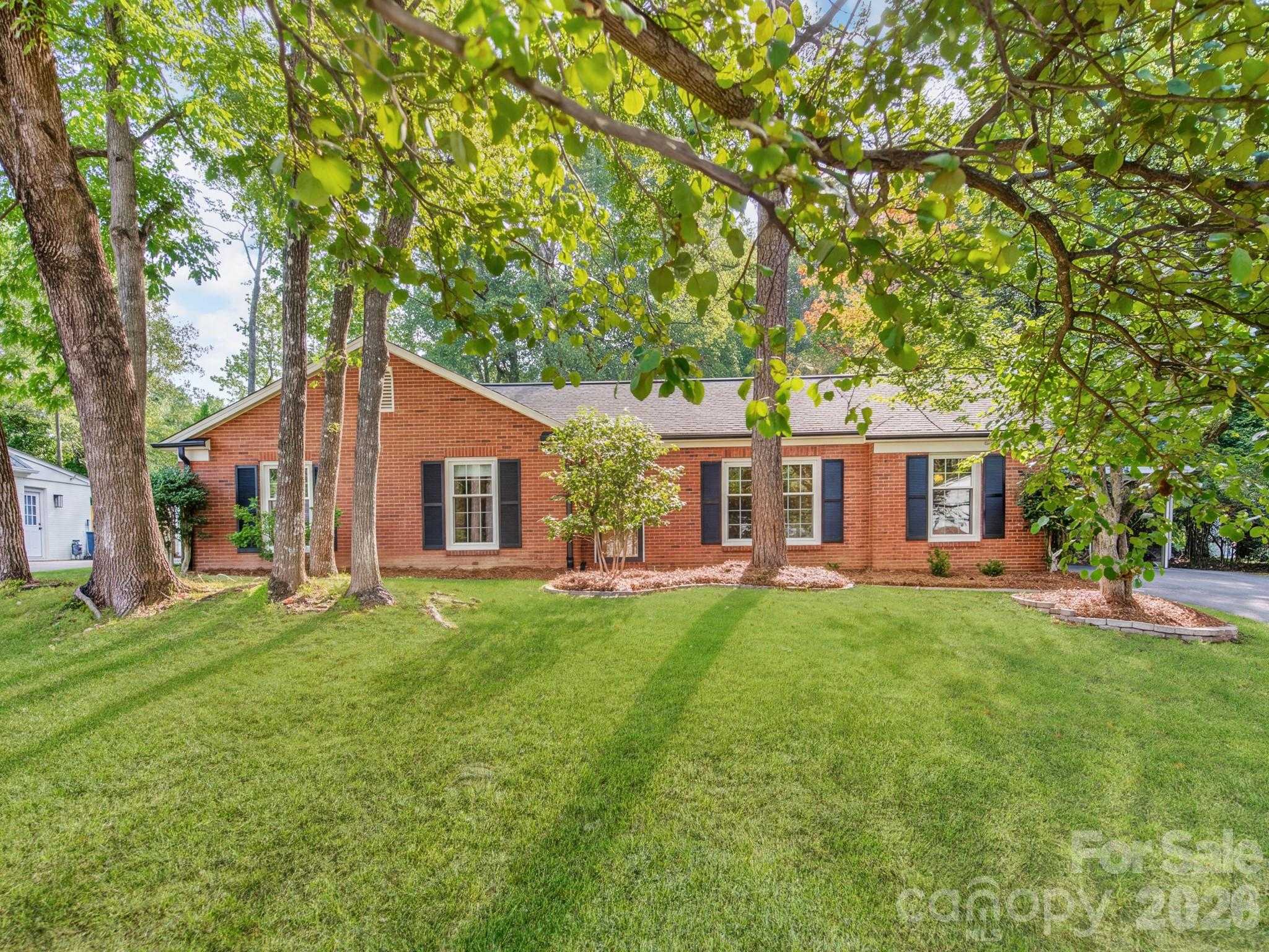 6821 Old Post Road Charlotte North Carolina United States, for Sale, residential, William (Will) Owens , South Charlotte Properties