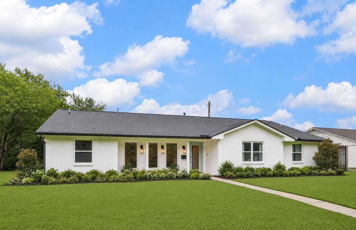 2503 Stoney Brook Drive Houston Texas United States, for Sale, residential, Sheryl Davis, Compass