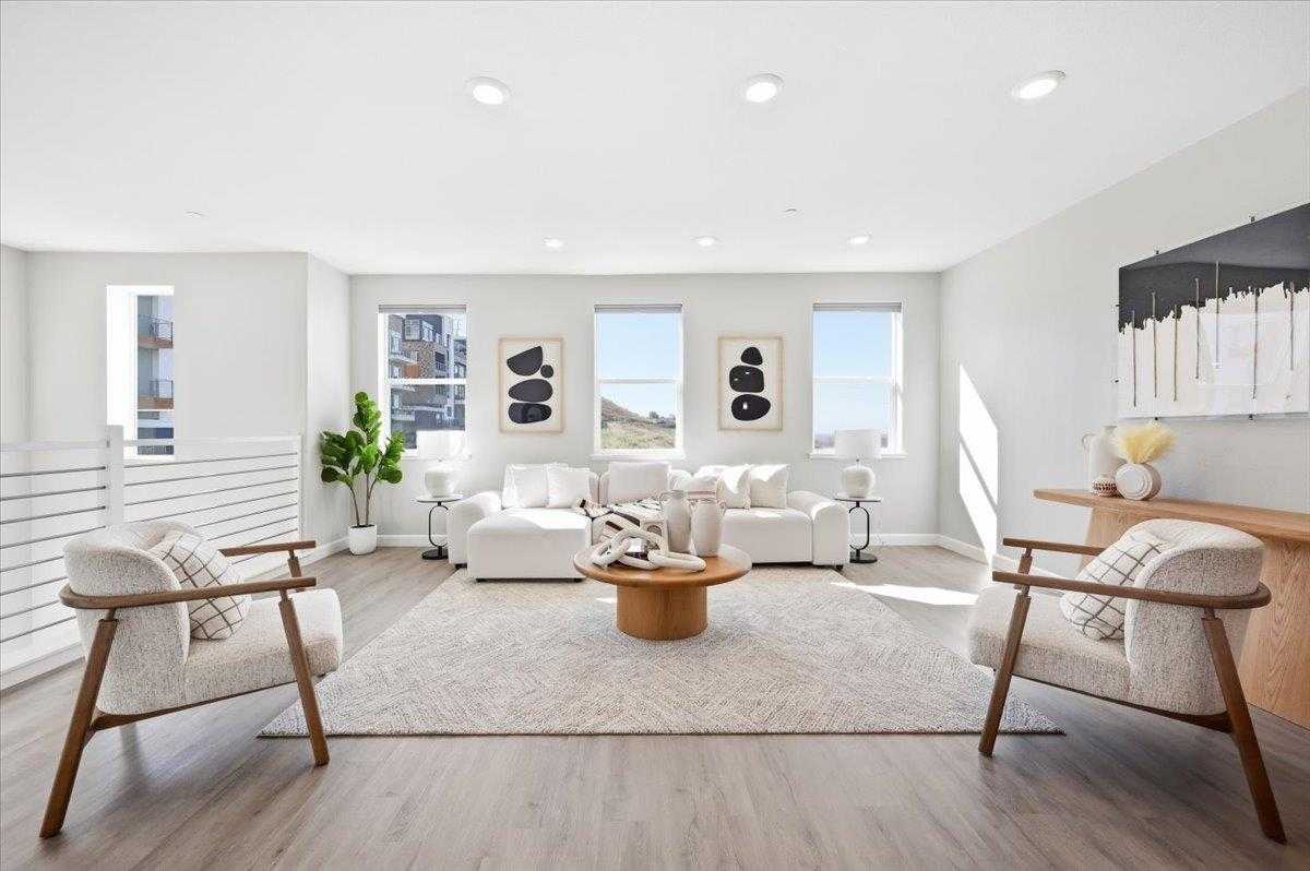 337 Llano De Los Robles AVE 7 San Jose California United States, for Sale, residential,  , InCom Example Brokerage