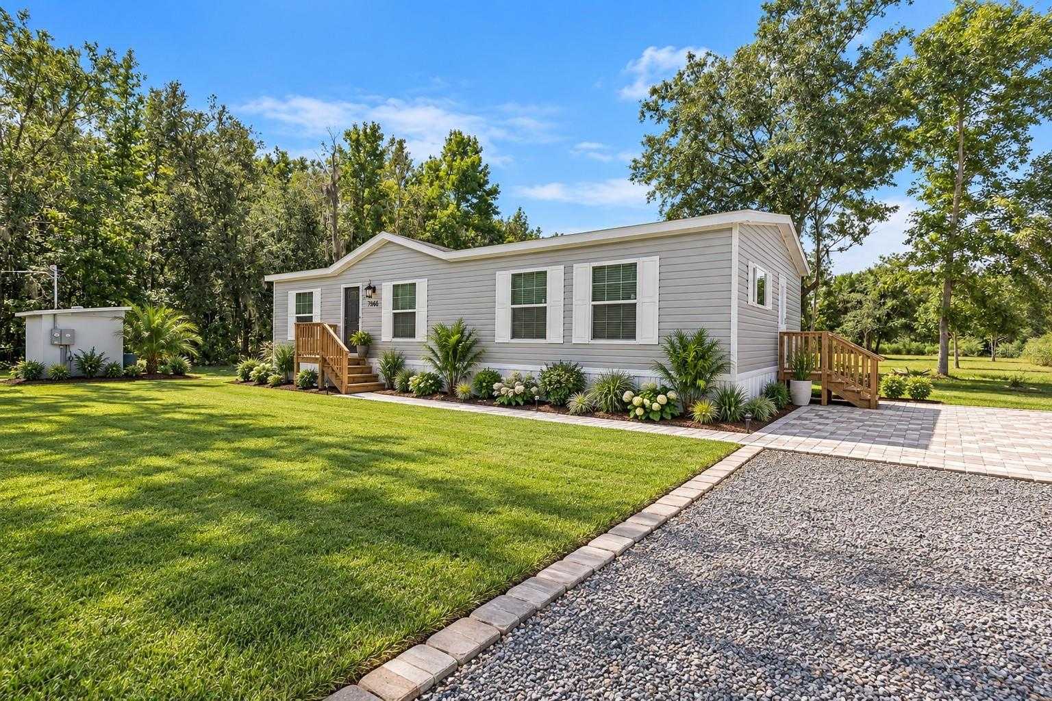 1666 MISTLETOE STREET Bunnell Florida United States, for Sale, residential,  , The Mount Dora Group 