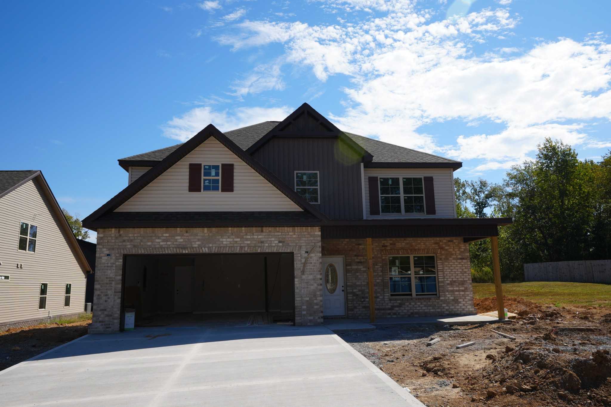101 Sycamore Hill Clarksville Tennessee United States, for Sale, residential, Adam Hanes, LPT Realty