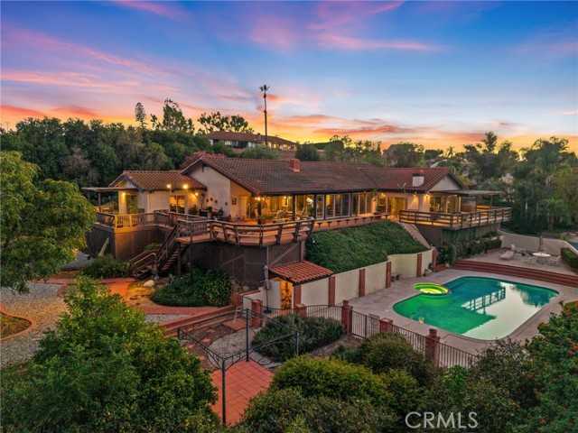 14560 Viewcrest Riverside California United States, for Sale, residential, Jennifer Singh, InCom Brokerage Example