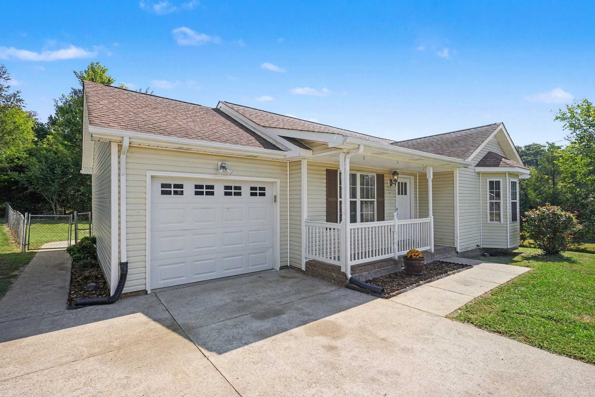 2650 Cummings Cir Clarksville Tennessee United States, for Sale, residential, Rebekah  Sprabary, Sweet Home Realty & Property Management