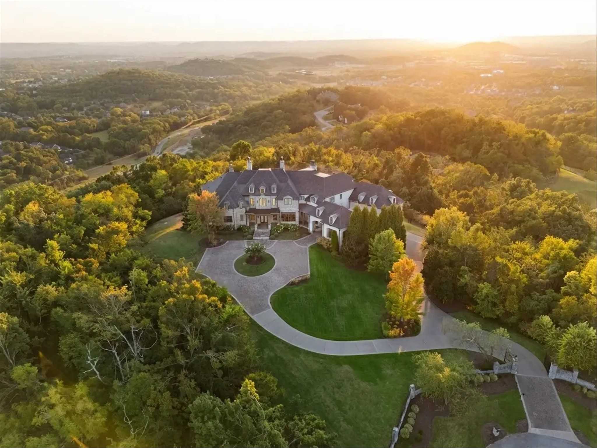 513 King Richards Ct Franklin Tennessee United States, for Sale, residential, Adam Hanes, LPT Realty