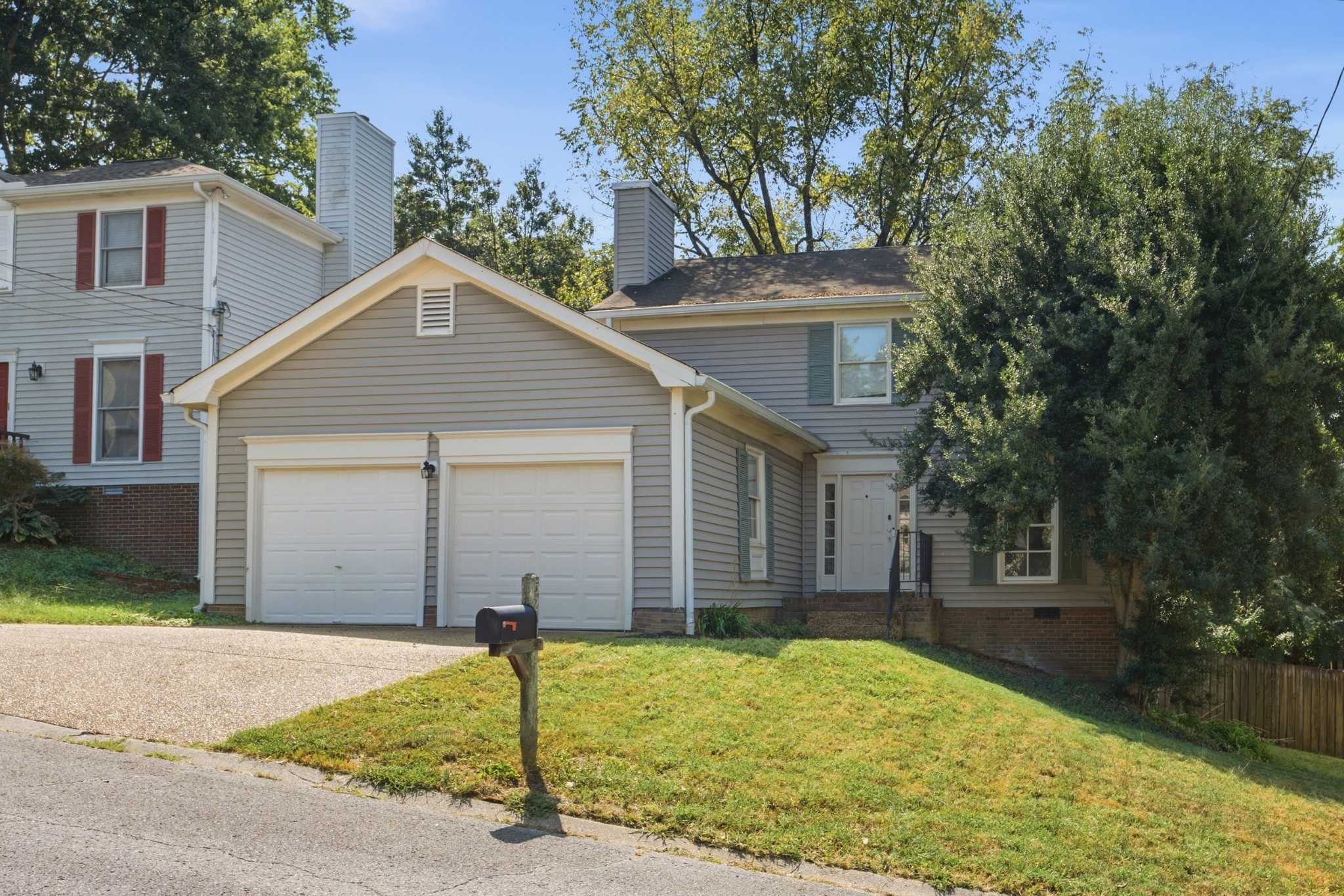 520 Fairhaven Ct Nashville Tennessee United States, for Sale, residential, Amy Kempf, Reliant Realty ERA Powered