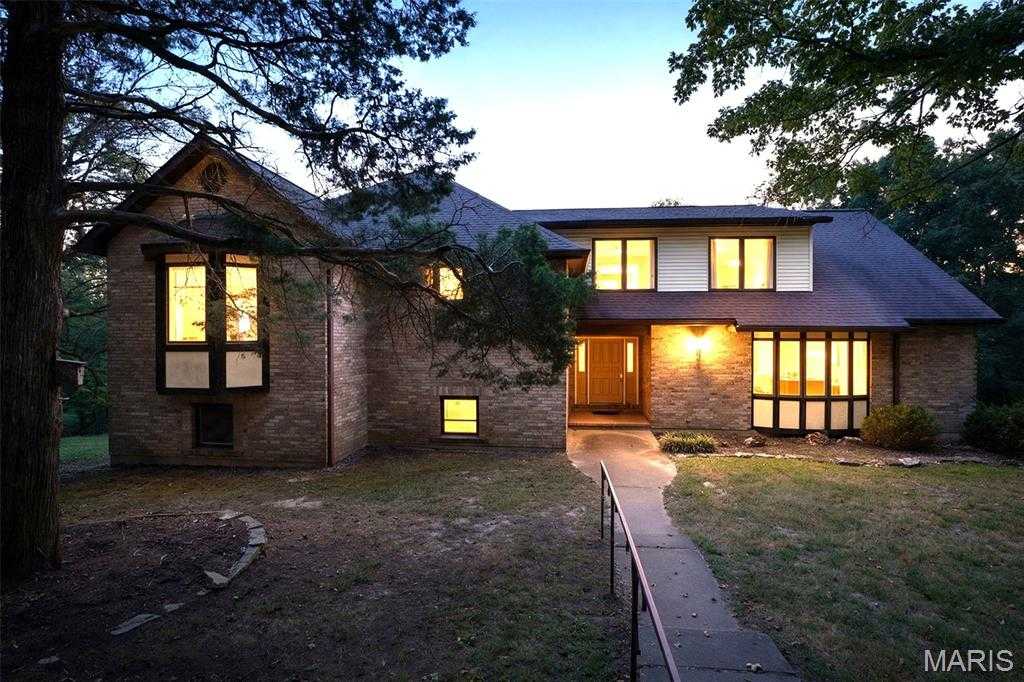 7327 Woods Road Hillsboro Missouri United States, for Sale, residential, Robyn Johnson, Premier Real Estate Pros