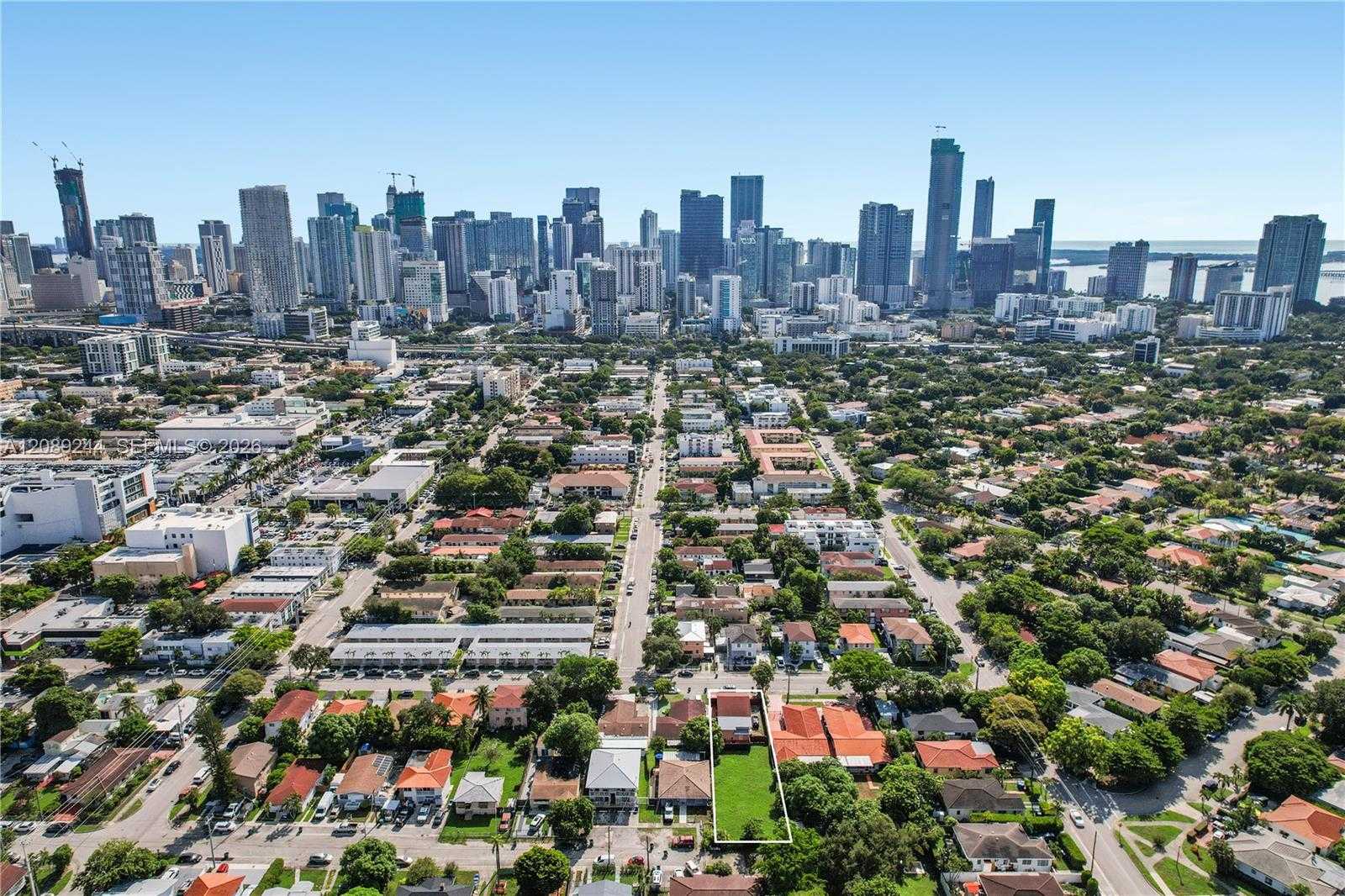 1010 SW 8th Ave Miami Florida United States, for Sale, residential, Sophia Roy, Incom New Demo Office