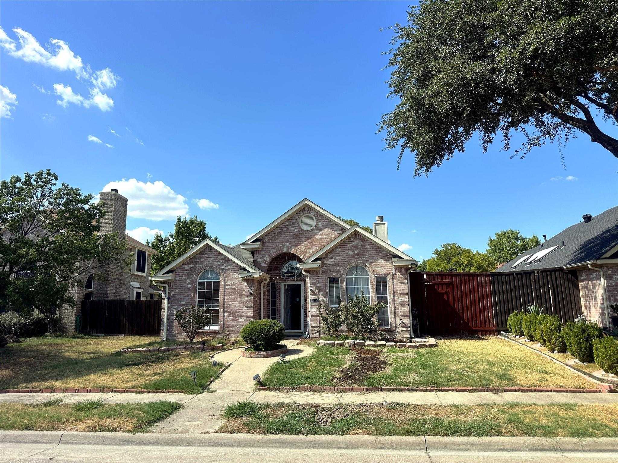 1518 Northampton Drive Rowlett Texas United States, for Sale, residential, Rita Vera, Central Metro Realty LLC