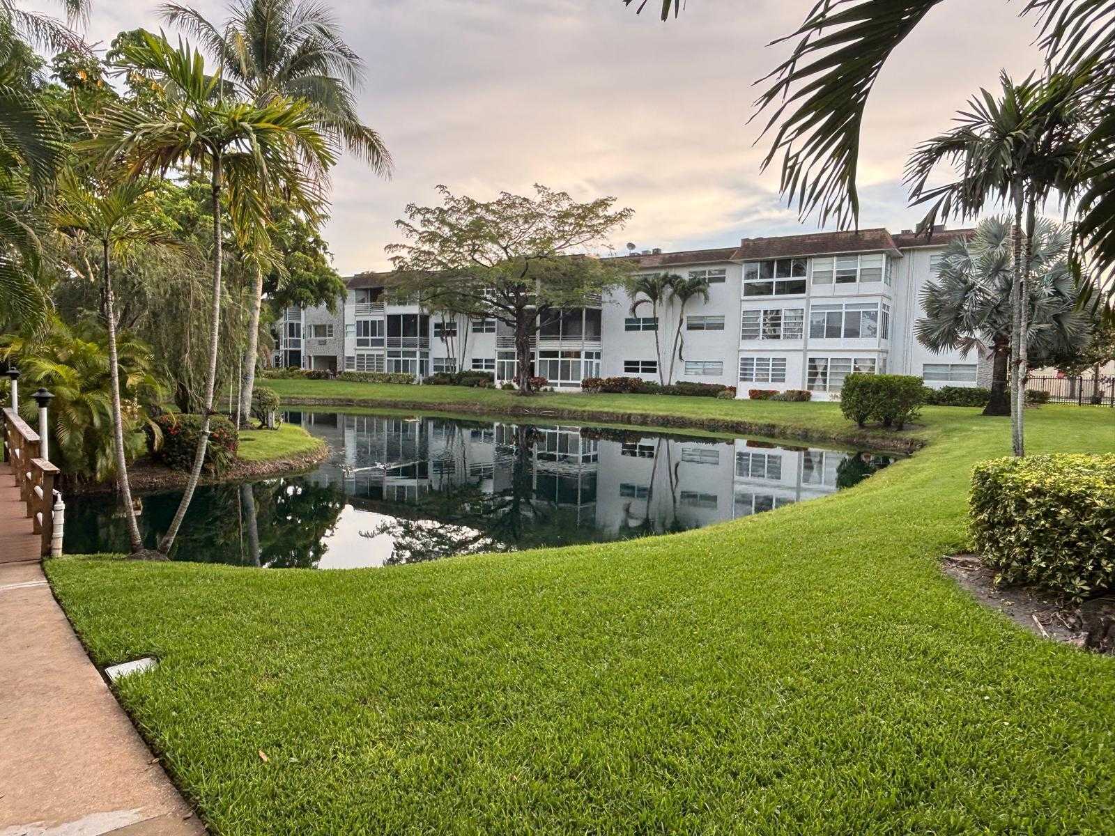 5171 W OAKLAND PARK Boulevard APT 308 Lauderdale Lakes Florida United States, for Rent, residential,  , Phoenix Realtors LLC