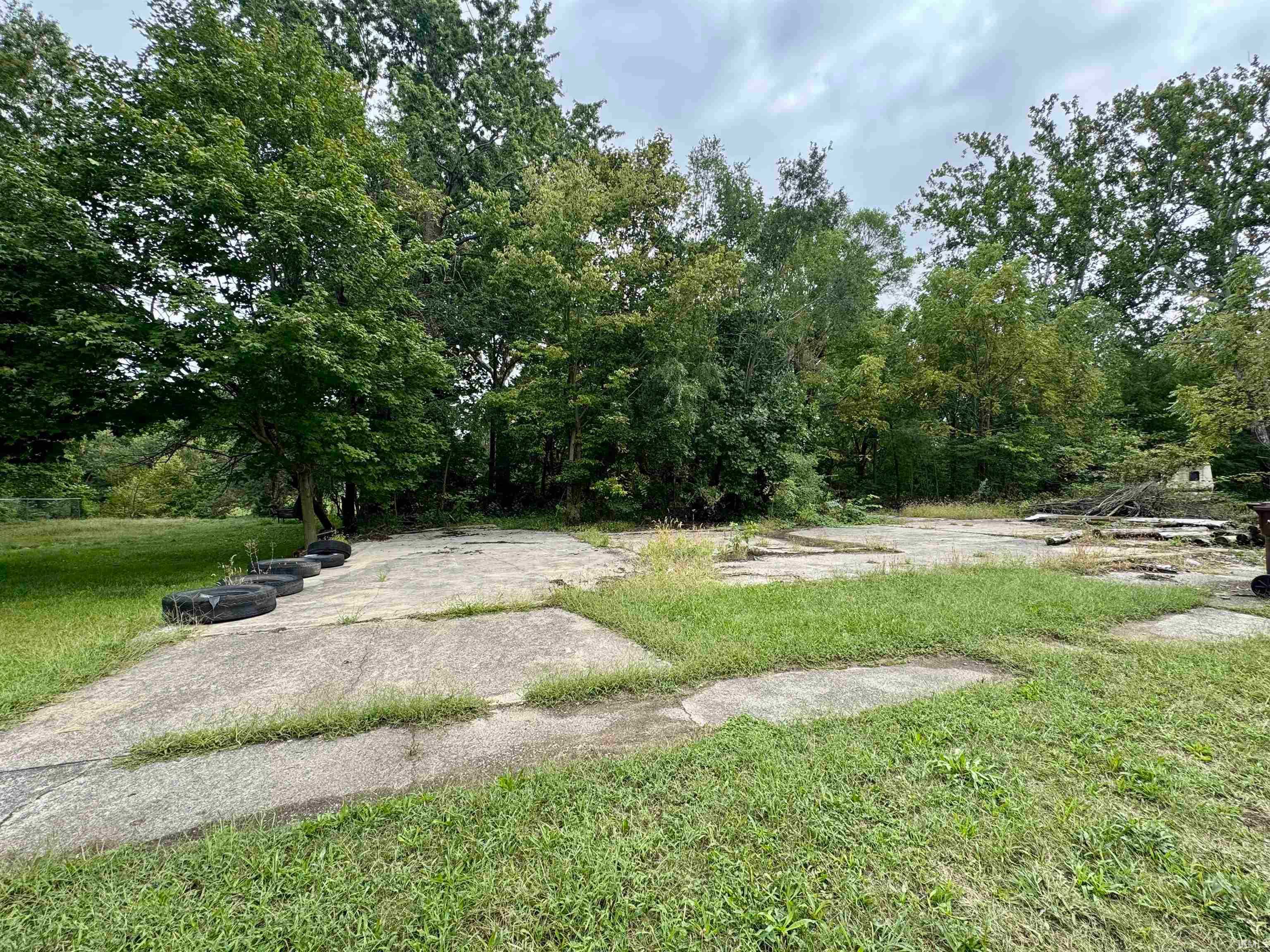 207 S Sycamore Street North Manchester Indiana United States, for Sale, commercial,  , Manchester Realty