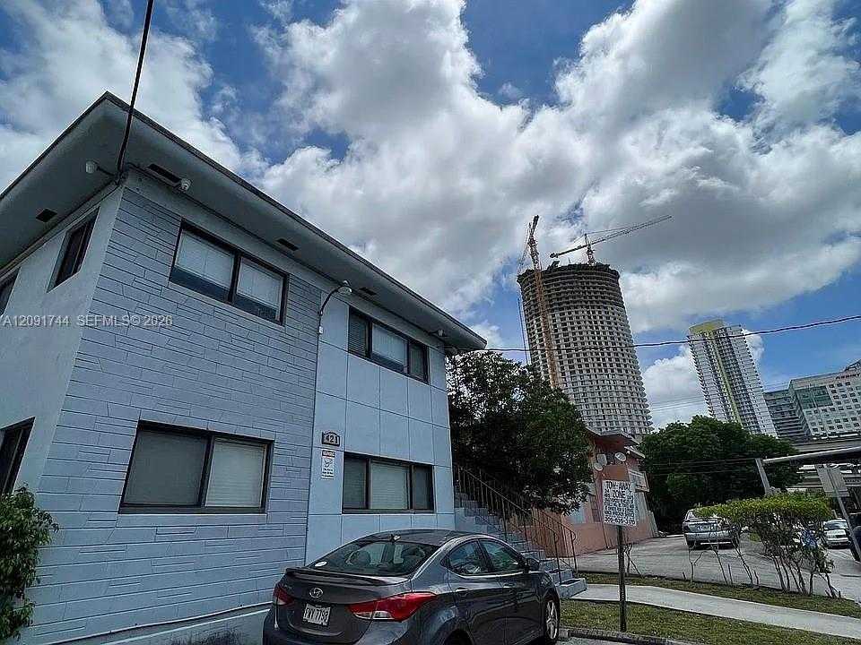 421 SW 6th St  APT 7 Miami Florida United States, for Rent, residential, Sandra Benkahla, The 305 Agency