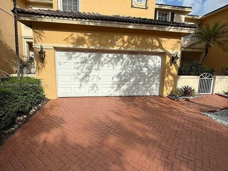5543 NW 112th Pl  APT - Doral Florida United States, for Rent, residential,  , Phoenix Realtors LLC