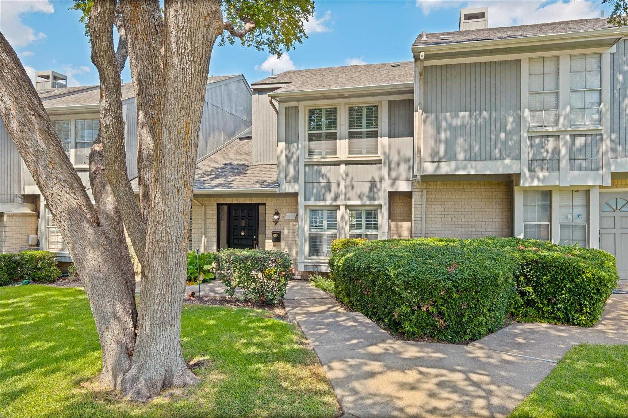 7621 Woodthrush Drive APT 18 Dallas Texas United States, for Sale, residential, Joyce Kelly, Hummingbird Realty