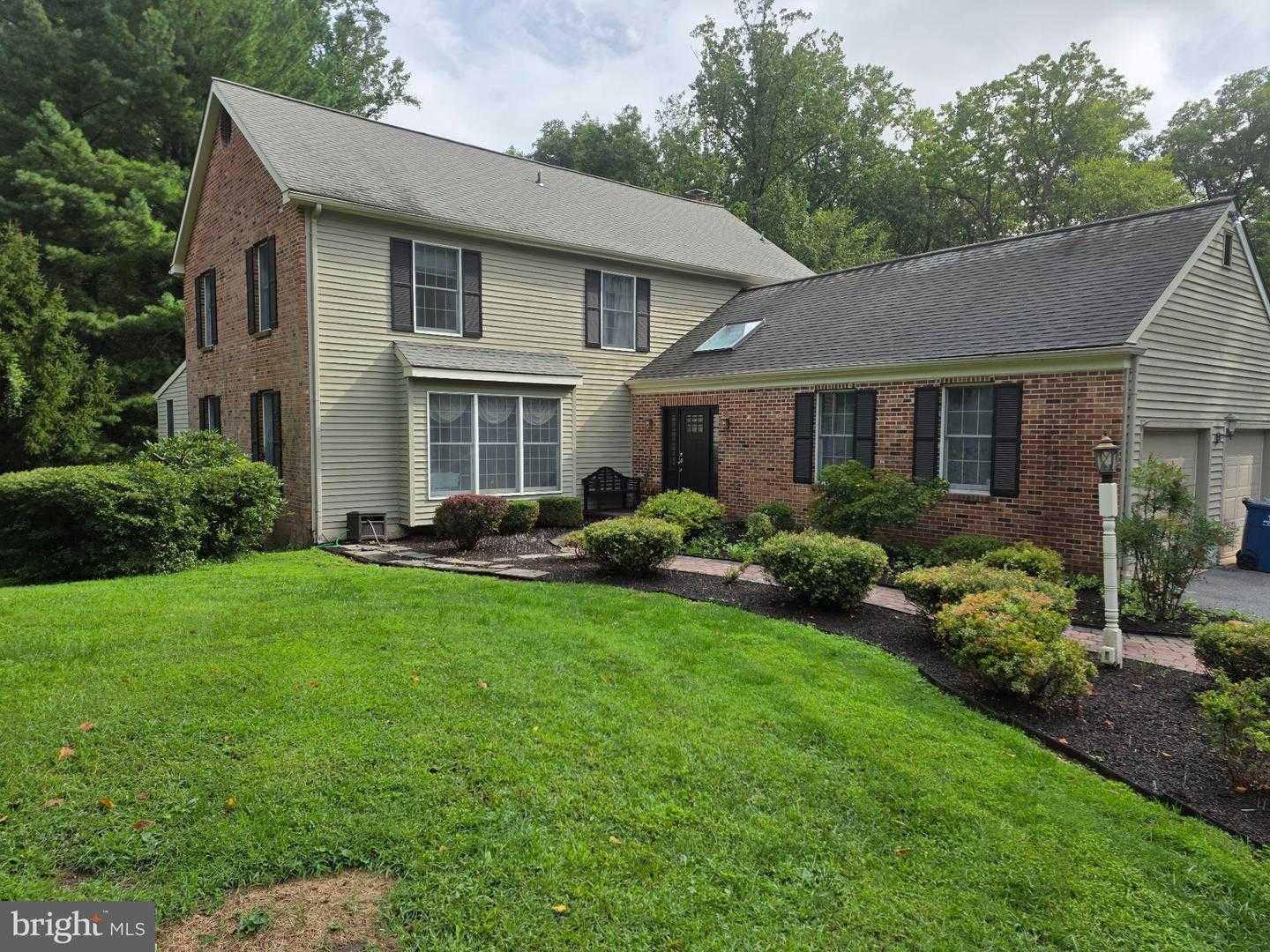 307 SPINDLE LANE West Chester Pennsylvania United States, for Sale, residential,  , Swayne Real Estate Group