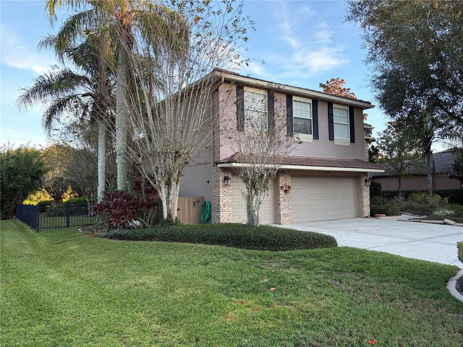 2109 WEMBLEY PLACE Oviedo Florida United States, for Sale, residential, Fritz Wardlow, HomeSmart