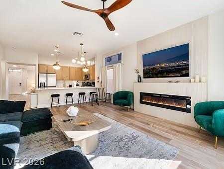 9233 Valador Avenue Las Vegas Nevada United States, for Rent, residential,  , Realty 220