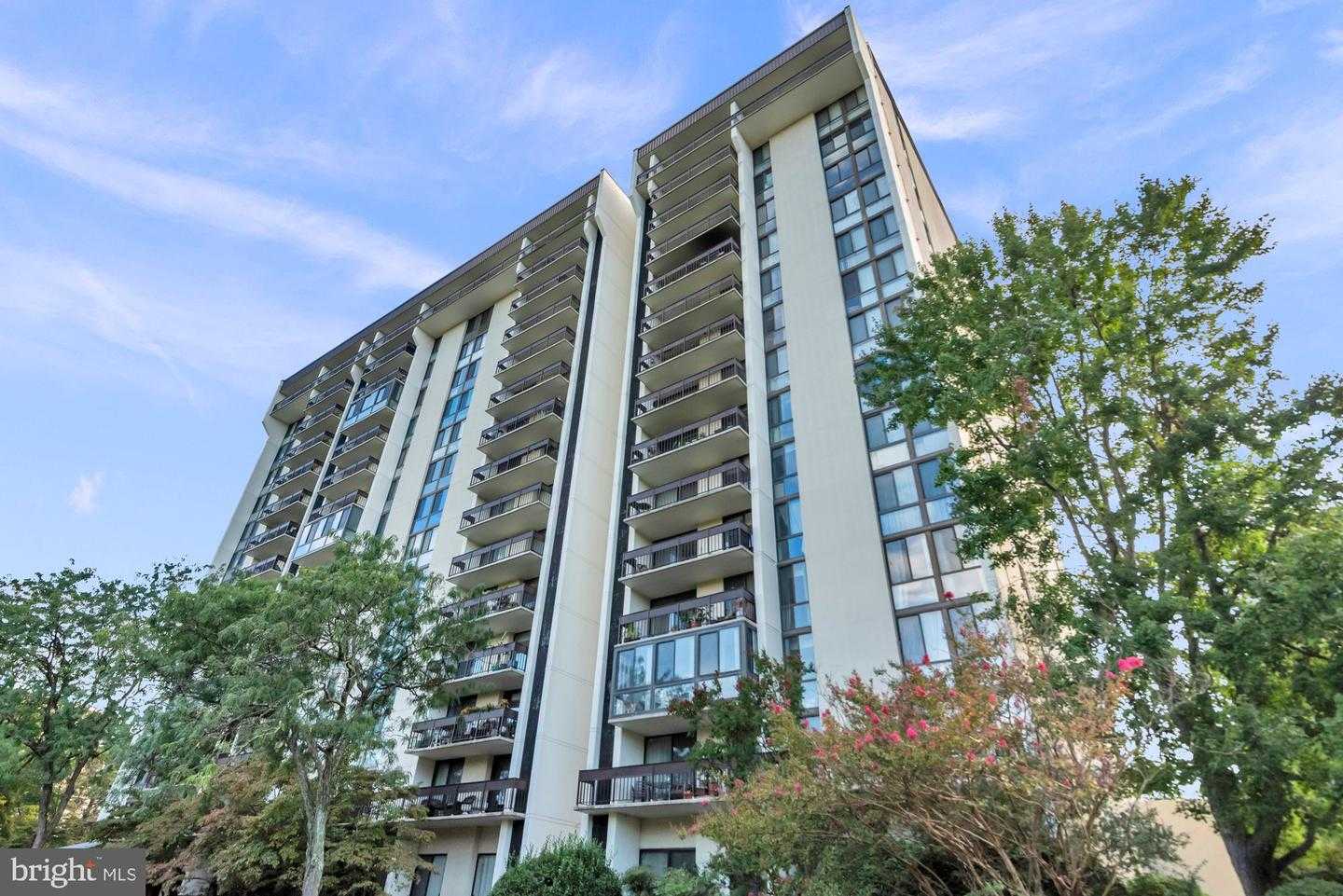 5300 HOLMES RUN PARKWAY APT 815 Alexandria Virginia United States, for Sale, residential,  , The Holly Group