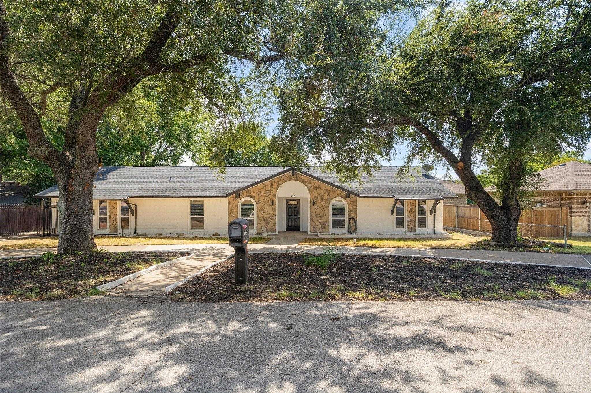 925 Lake North Road Rowlett Texas United States, for Sale, residential,  , Orbit Realty Group