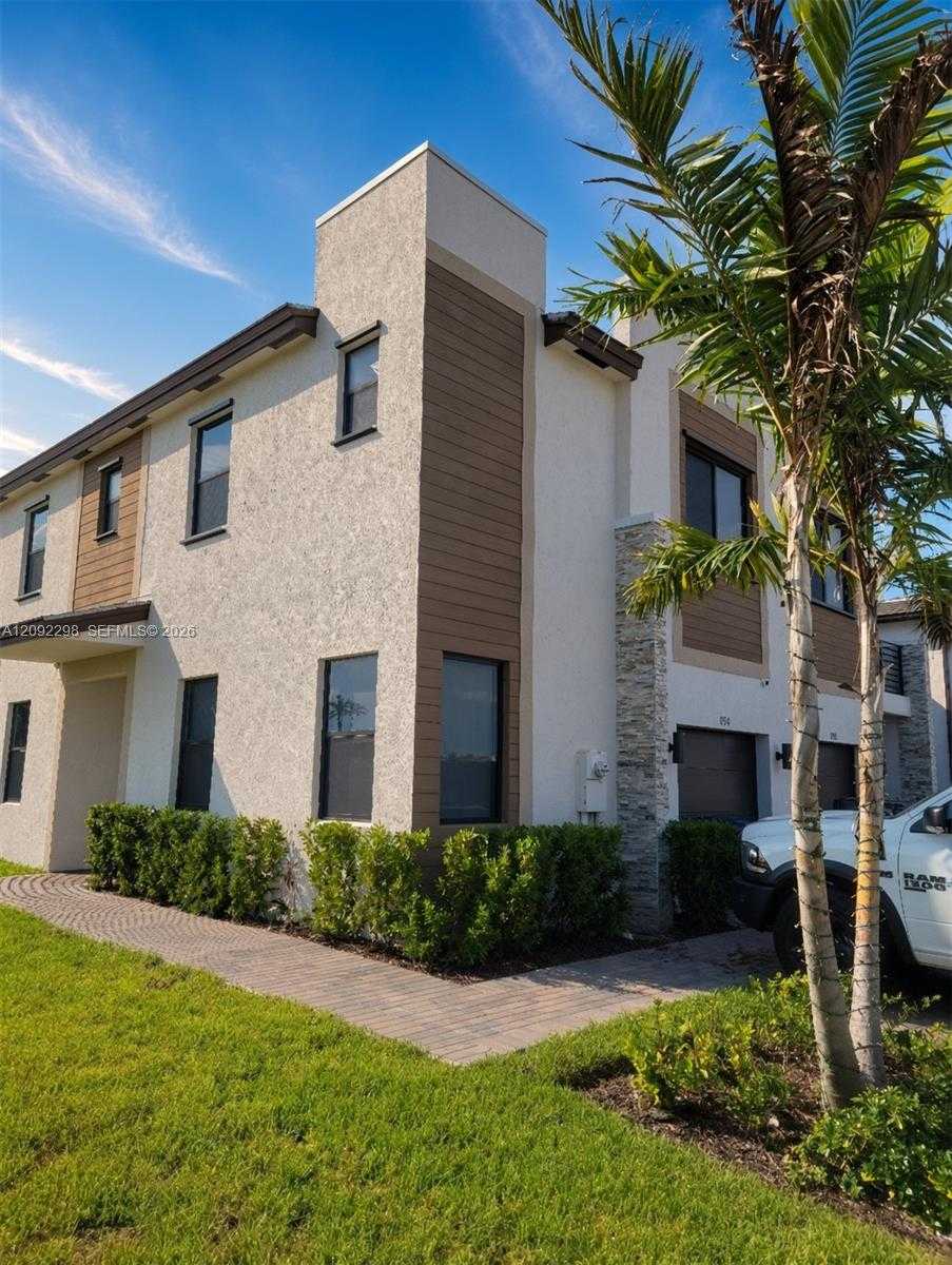 796 NE 208th Lane  APT 796 Miami Gardens Florida United States, for Rent, residential,  , Phoenix Realtors LLC