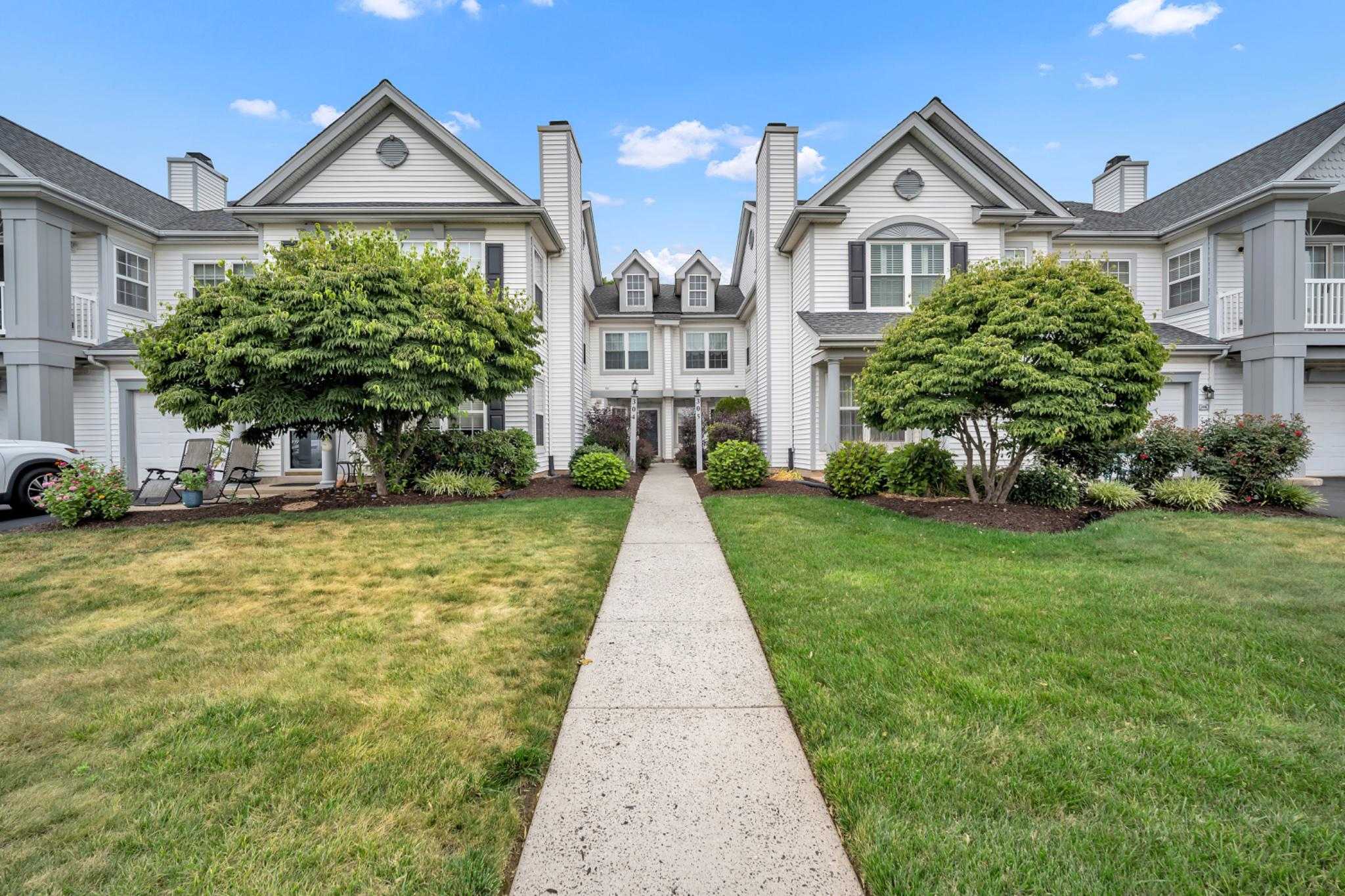 305 CROSSROADS DRIVE Warwick Pennsylvania United States, Sold, residential,  , Market Force Realty
