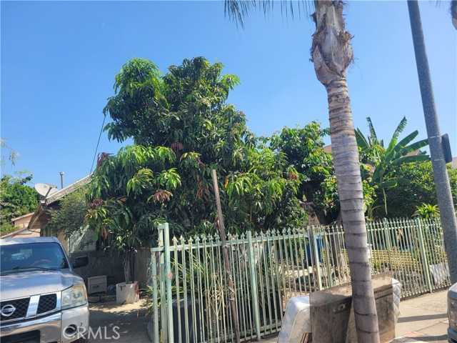 1123 E 57th Los Angeles California United States, for Sale, residential,  , InCom Real Estate - New Office