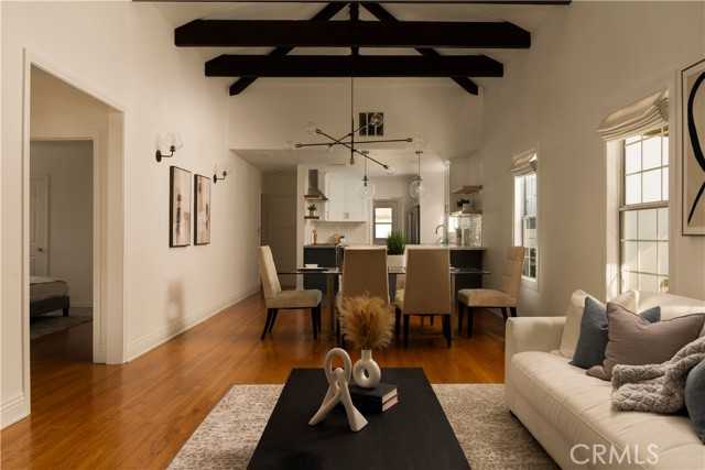 520 N Citrus Avenue Los Angeles California United States, for Sale, residential, Joana Laundern, InCom Brokerage Sample