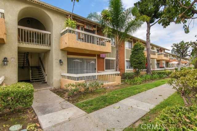 16040 Leffingwell  APT 101 Whittier California United States, for Sale, residential, Ralph  Morfin, Realty One Group