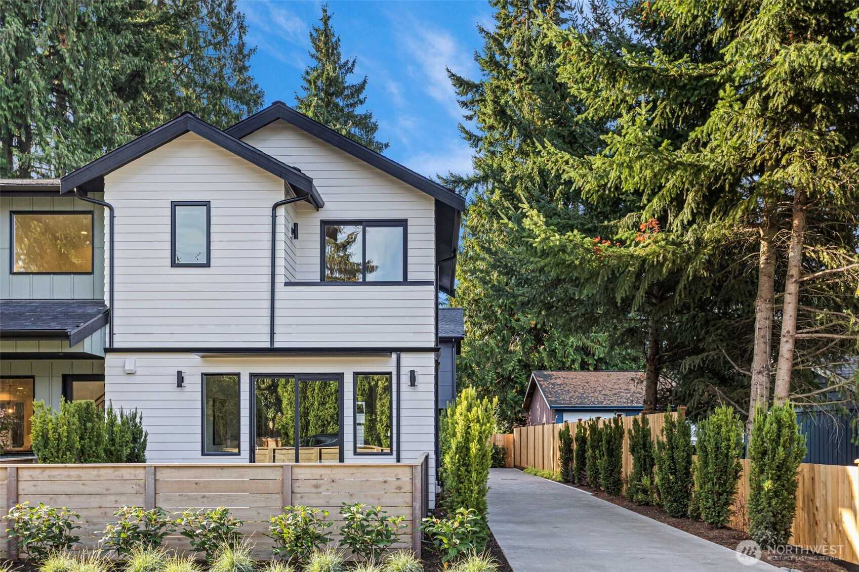 12843 NE 112th Street Kirkland Washington United States, for Sale, residential, Ronald Williams, Incom Example Demo Office